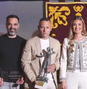 2025 &ndash; Vicente Mart&iacute;nez